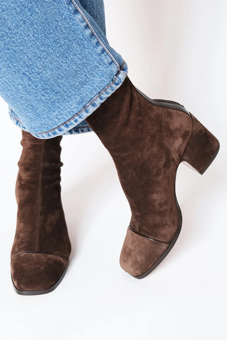 Beth Boots