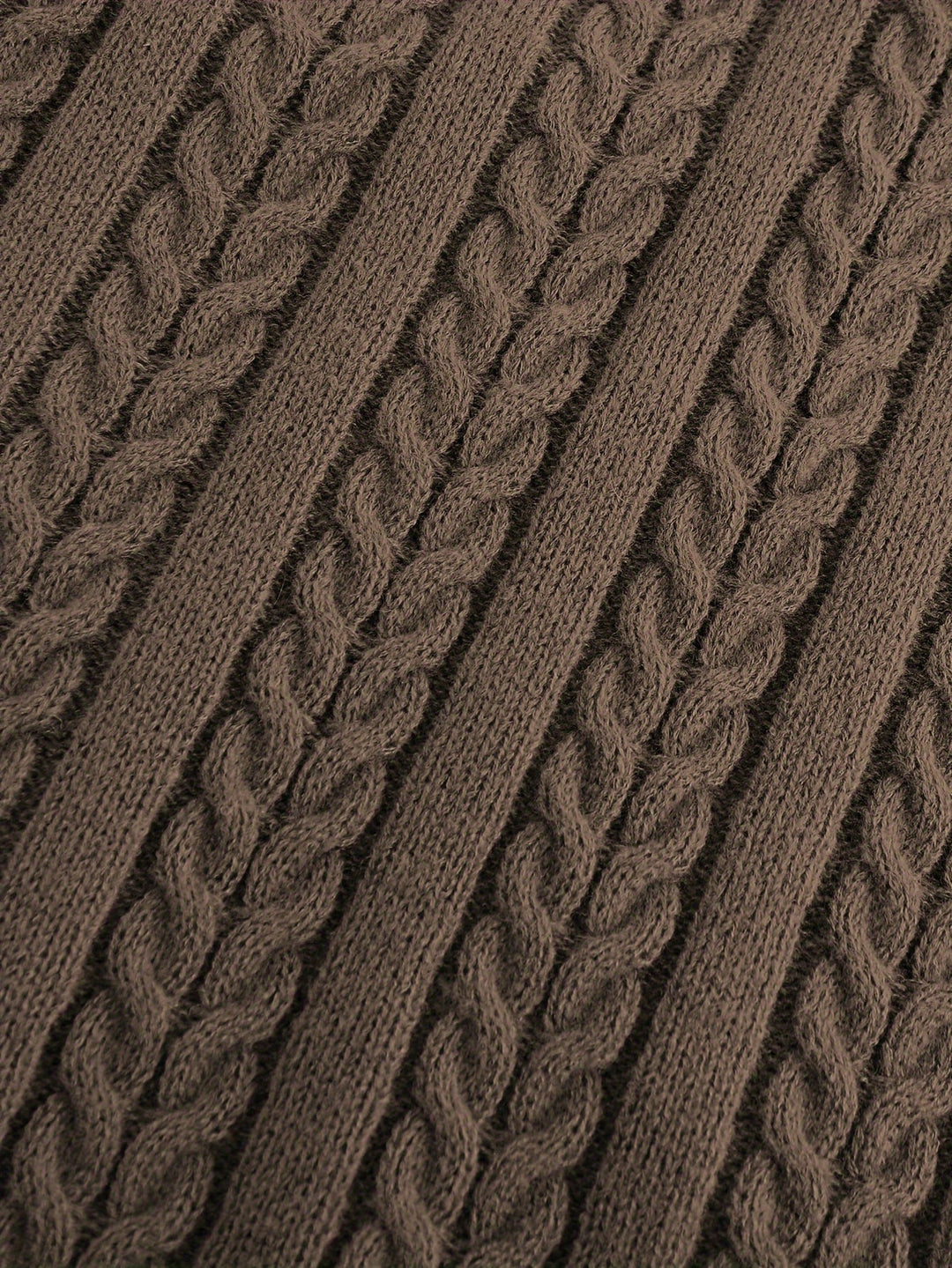 Gideon | Cable-Knit V-Neck Sweater Vest