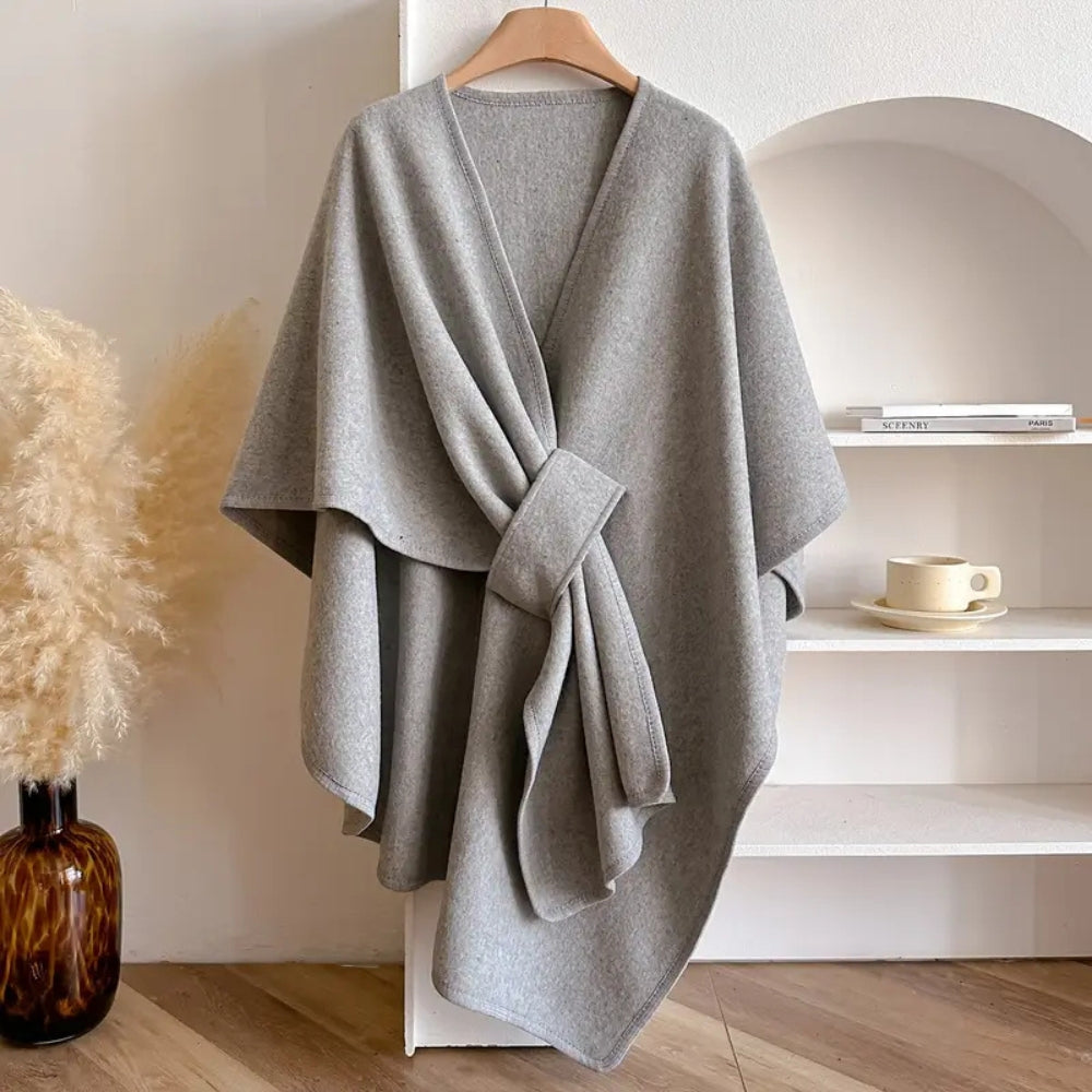 Women’s Belted Poncho Coat – Windproof Layer for Autumn and Winter