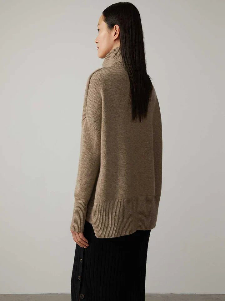 Women’s Roll-Neck Jumper – Soft Knit for Autumn and Winter