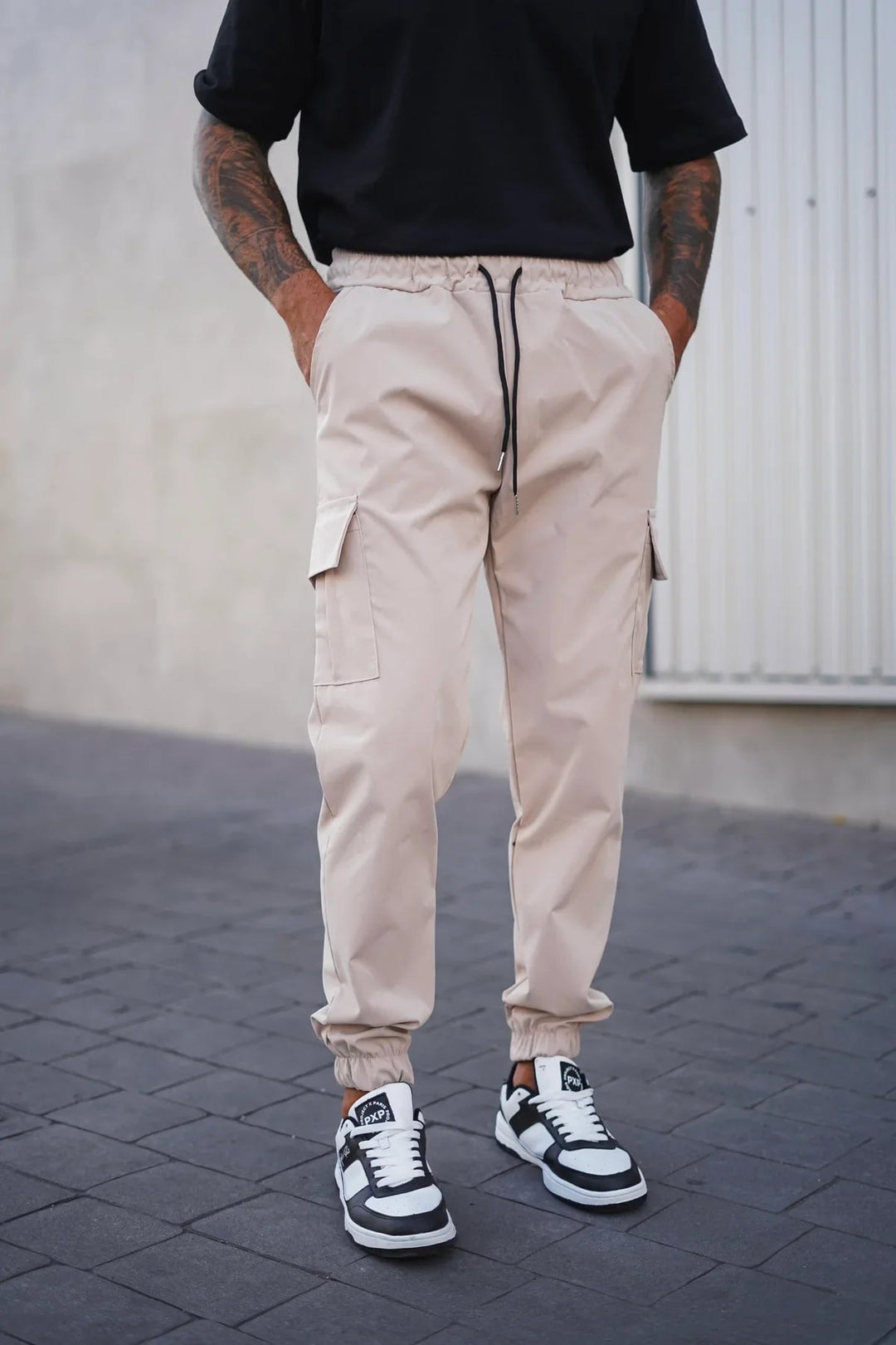Men's Cargo Trousers | Roomy Utility Pockets & Relaxed Everyday Fit