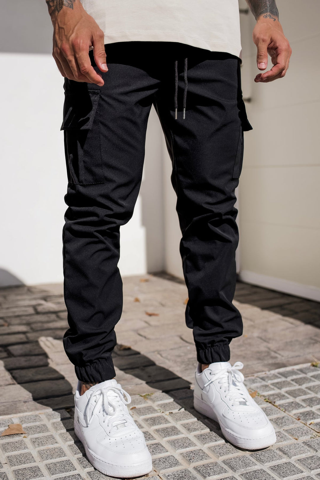 Men's Cargo Trousers | Roomy Utility Pockets & Relaxed Everyday Fit
