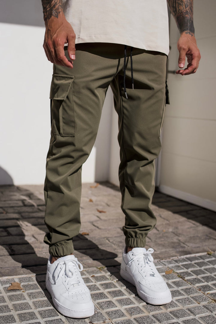Men's Cargo Trousers | Roomy Utility Pockets & Relaxed Everyday Fit