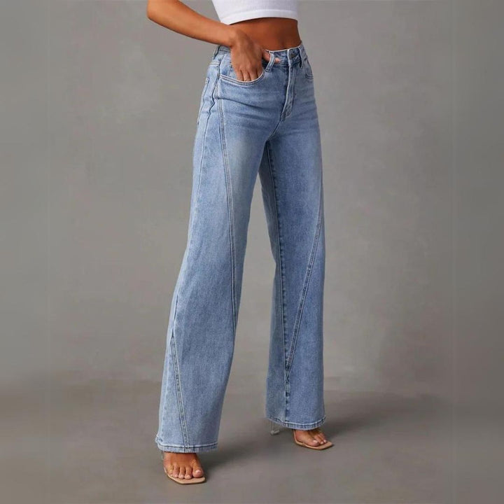Wendy │ Trendige Bootcut-Jeans