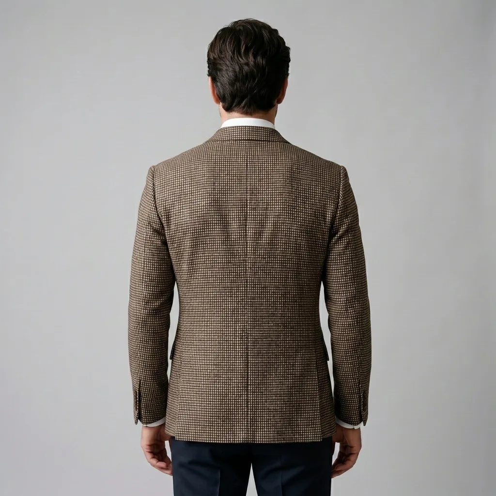 Double-breasted blazer with check pattern
