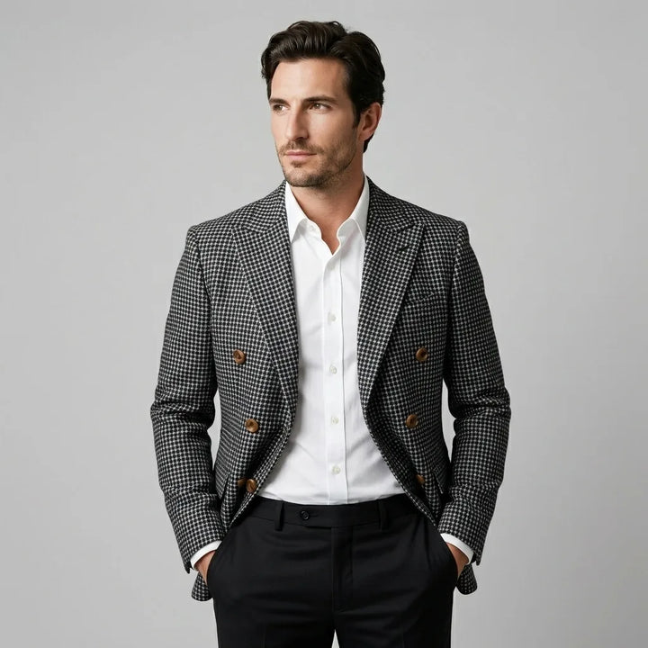 Double-breasted blazer with check pattern