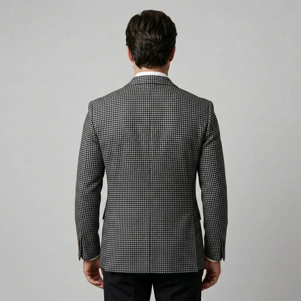 Double-breasted blazer with check pattern