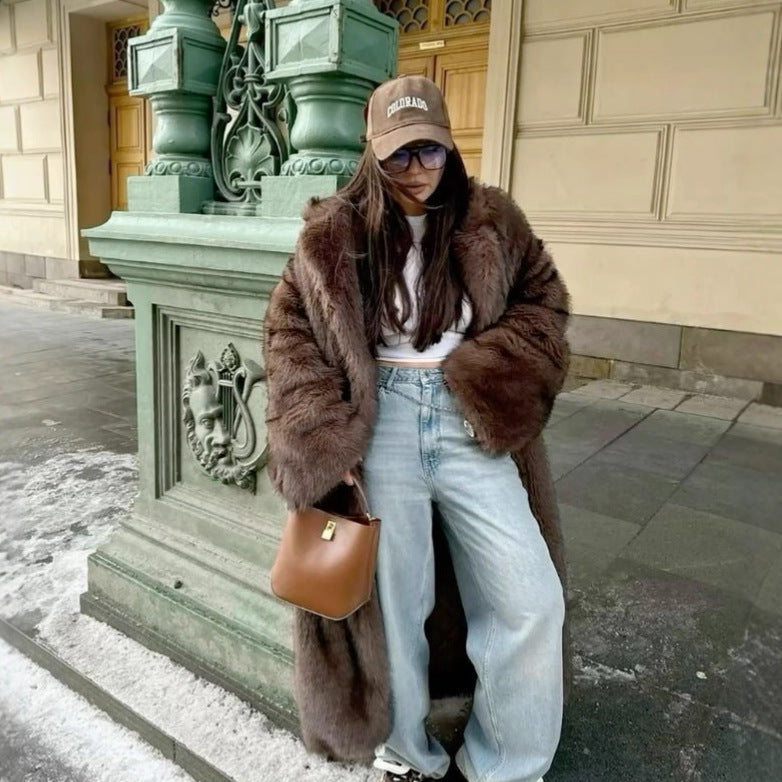 Women’s Oversized Faux Fur Coat – Longline Winter Layer for Elegant City Wear