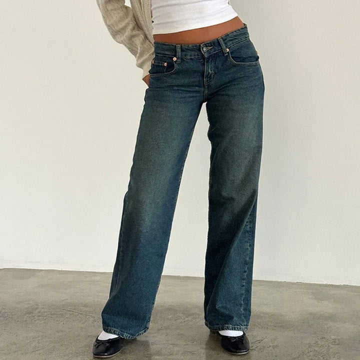 Virella Low Waist Wide Leg Jeans
