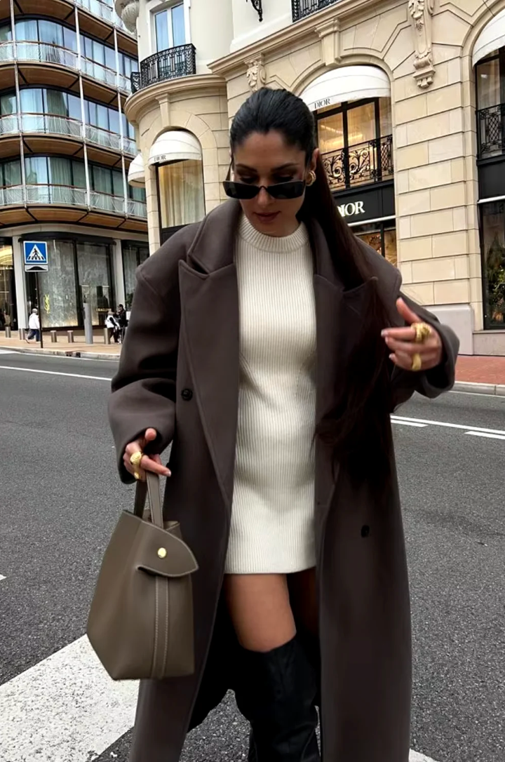 Women’s Oversized Double-Breasted Coat – Longline Lapel Layer for Autumn Wear