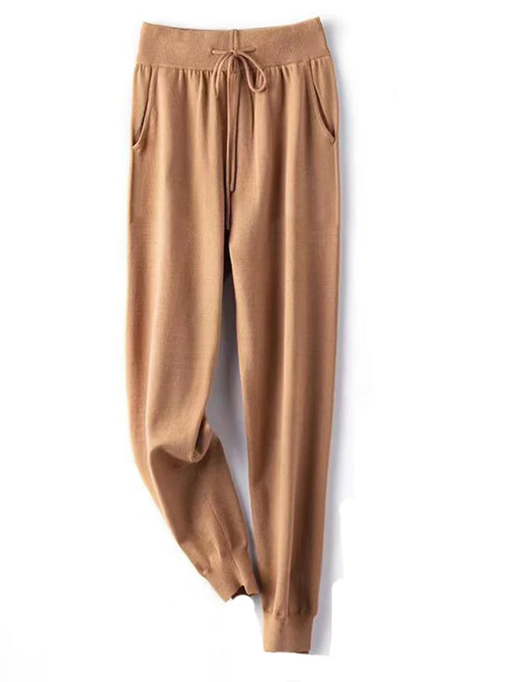 Elara Holm Style Wool Pants