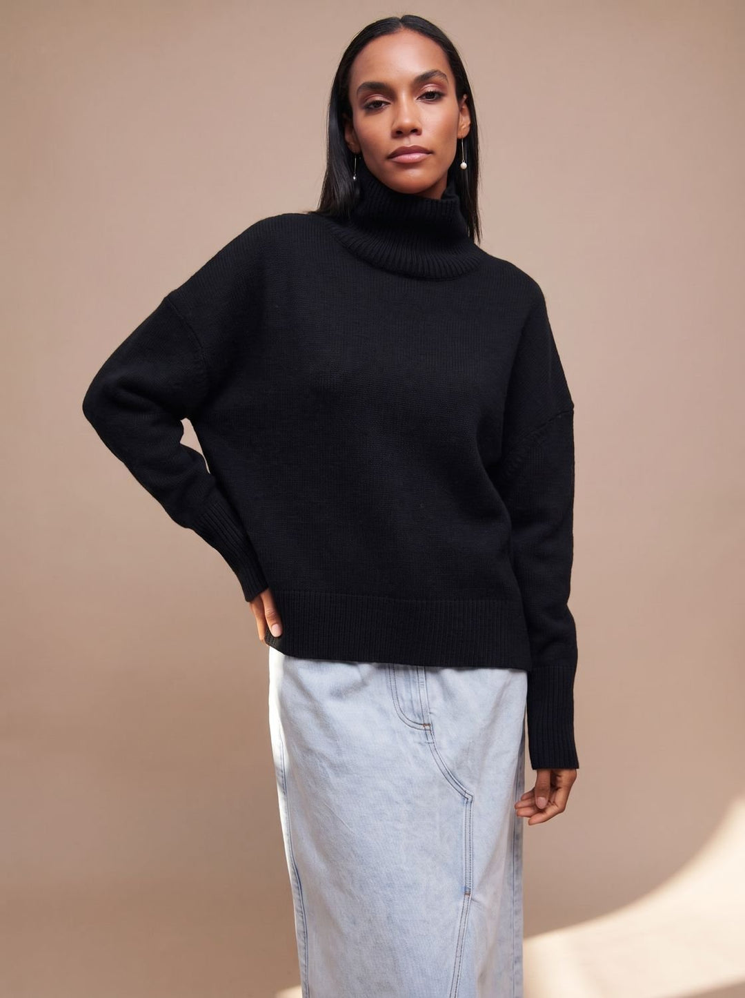 Emilia | Women's Oversized Roll Neck Jumper Ribbed Collar Relaxed Knit