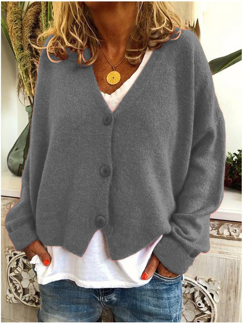 Henrietta | Women's Knitted V-Neck Cardigan Three-Button Relaxed Fit