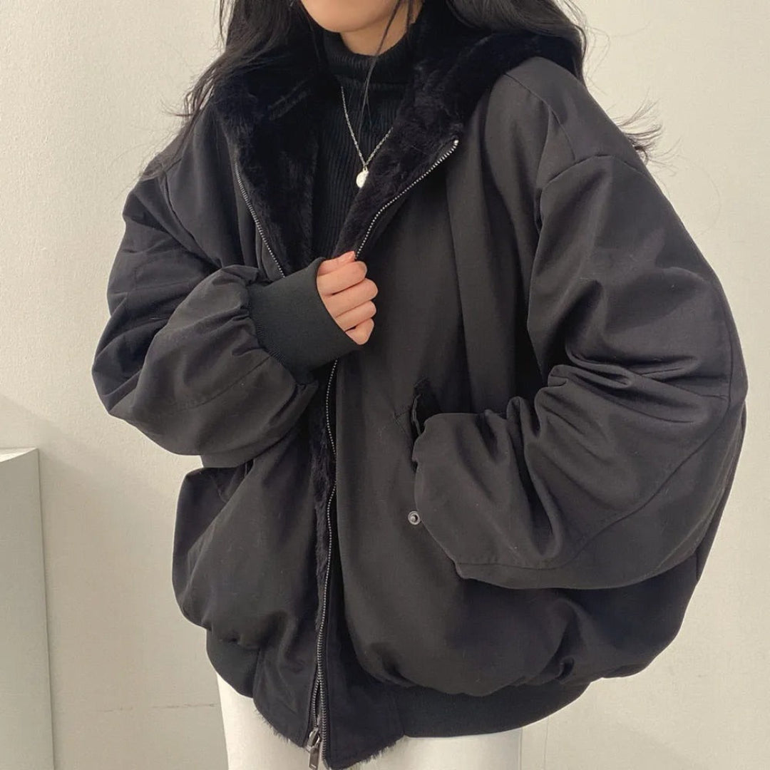 Women’s Oversized Bomber Jacket – Hooded Utility Layer for Casual Winter Wear