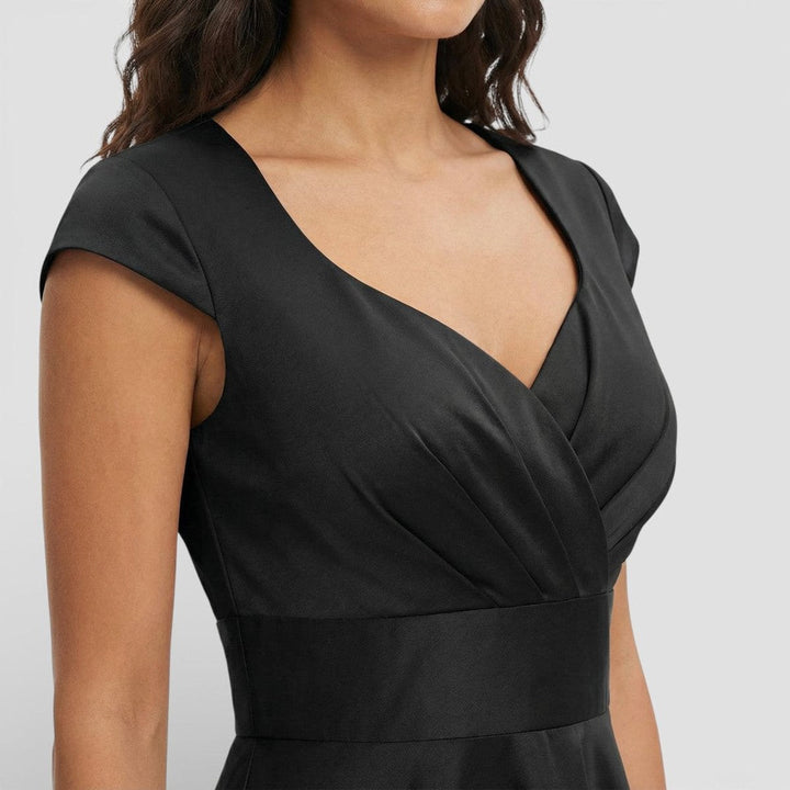 Sophie | Women's Christmas Party Dress Pleated V-Neck Midi Flared Skirt