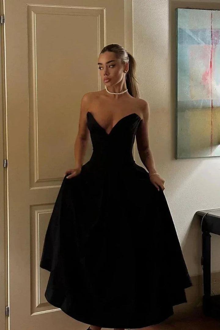Amelia | Women's Strapless Corset Flared Midi Christmas Party Dress